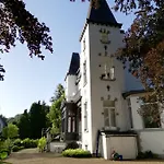 Chateau Martin Apartment